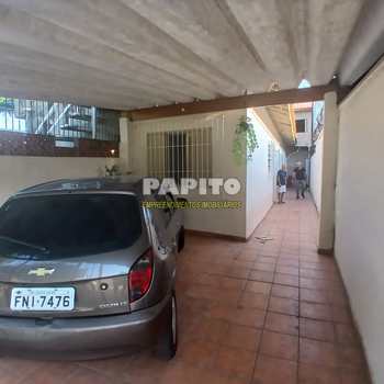 Casa em Praia Grande, bairro Mirim