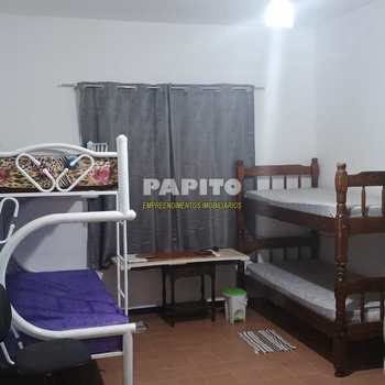 Kitnet em Praia Grande, bairro Caiçara
