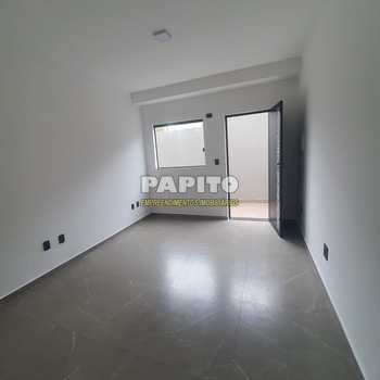 Casa de Condomínio em Praia Grande, bairro Mirim