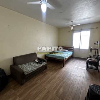 Kitnet em Praia Grande, bairro Canto do Forte