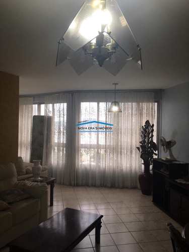 Apartamento, código 157 em São Vicente, bairro Itararé