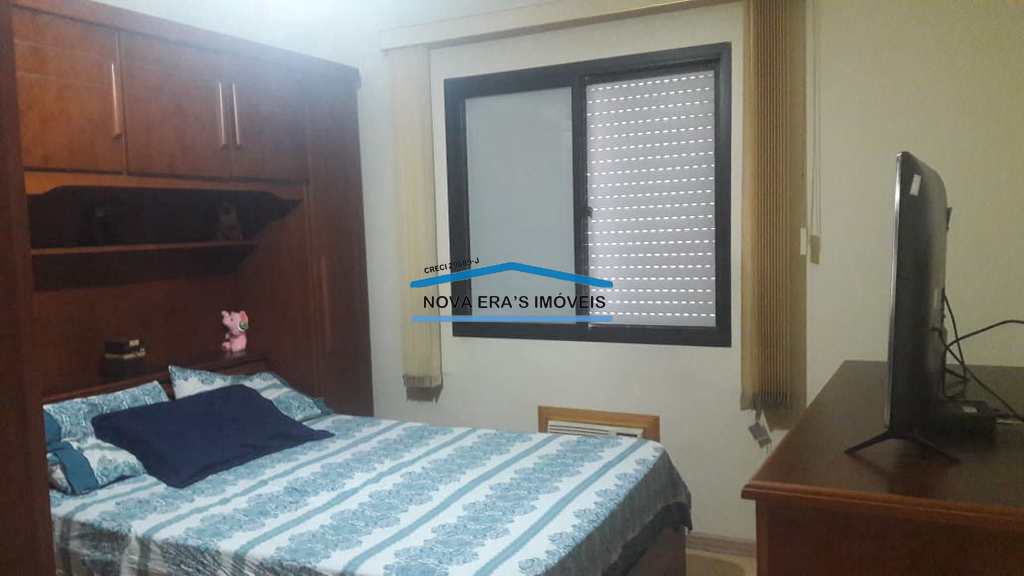 Apartamento em São Vicente, no bairro Centro