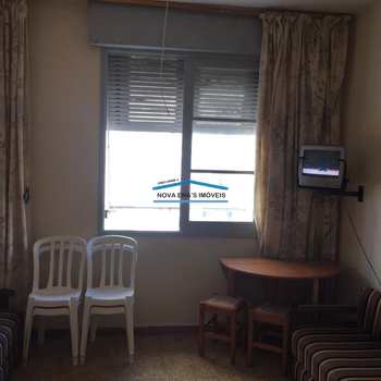 Kitnet em São Vicente, bairro Itararé