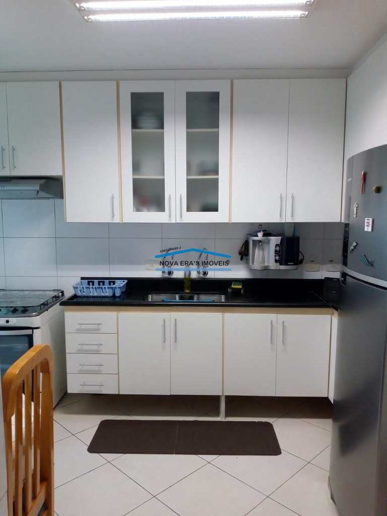 Apartamento em São Vicente, no bairro Itararé