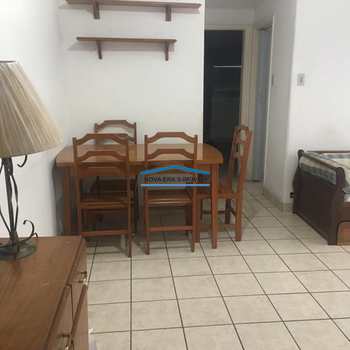 Apartamento em São Vicente, bairro Itararé