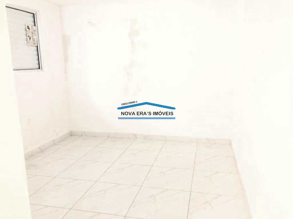 Apartamento em São Vicente, no bairro Vila Cascatinha