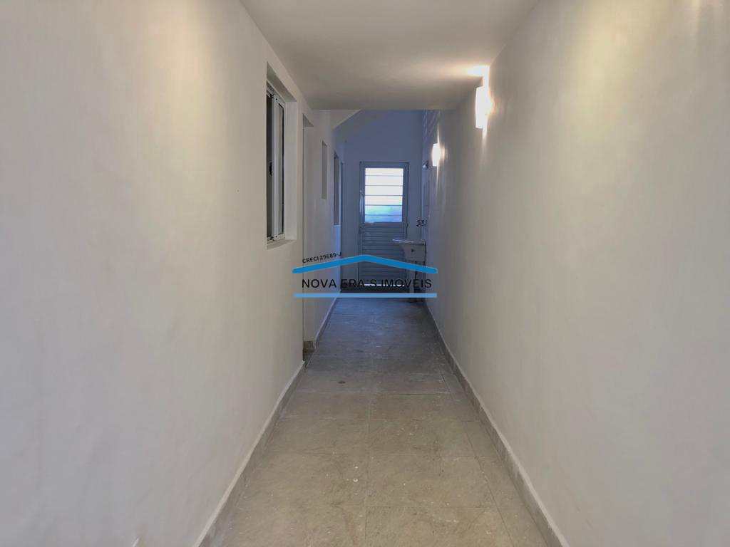 Apartamento em São Vicente, no bairro Vila Cascatinha
