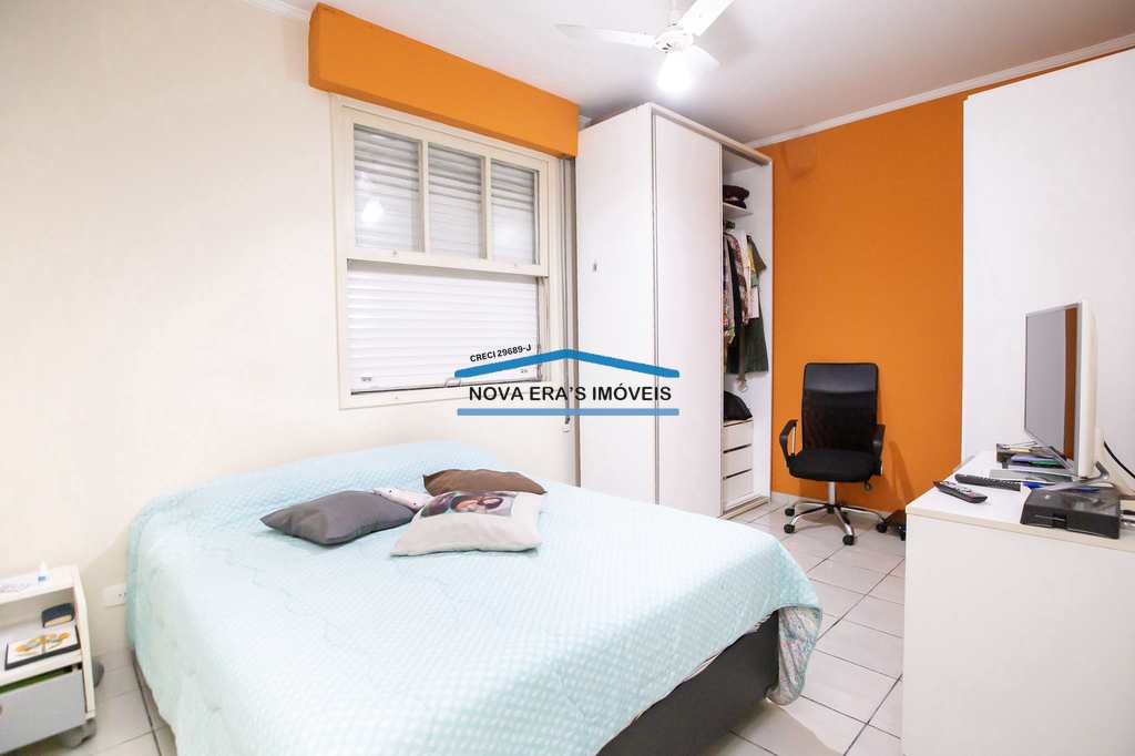 Apartamento em São Vicente, no bairro Centro