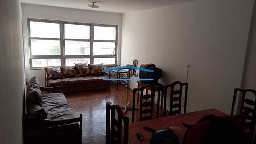 Apartamento, código 487 em São Vicente, bairro Itararé