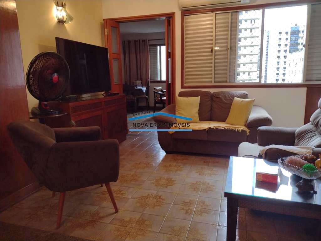 Apartamento em São Vicente, no bairro Itararé