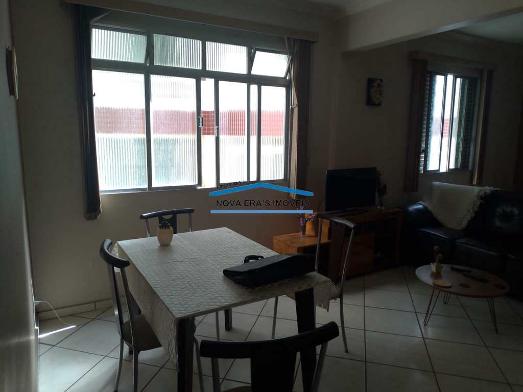 Apartamento em São Vicente, no bairro Itararé