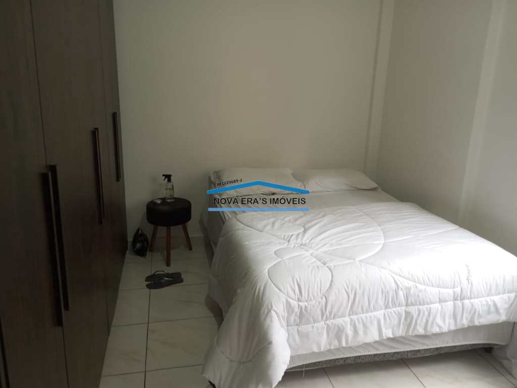 Apartamento em São Vicente, no bairro Itararé