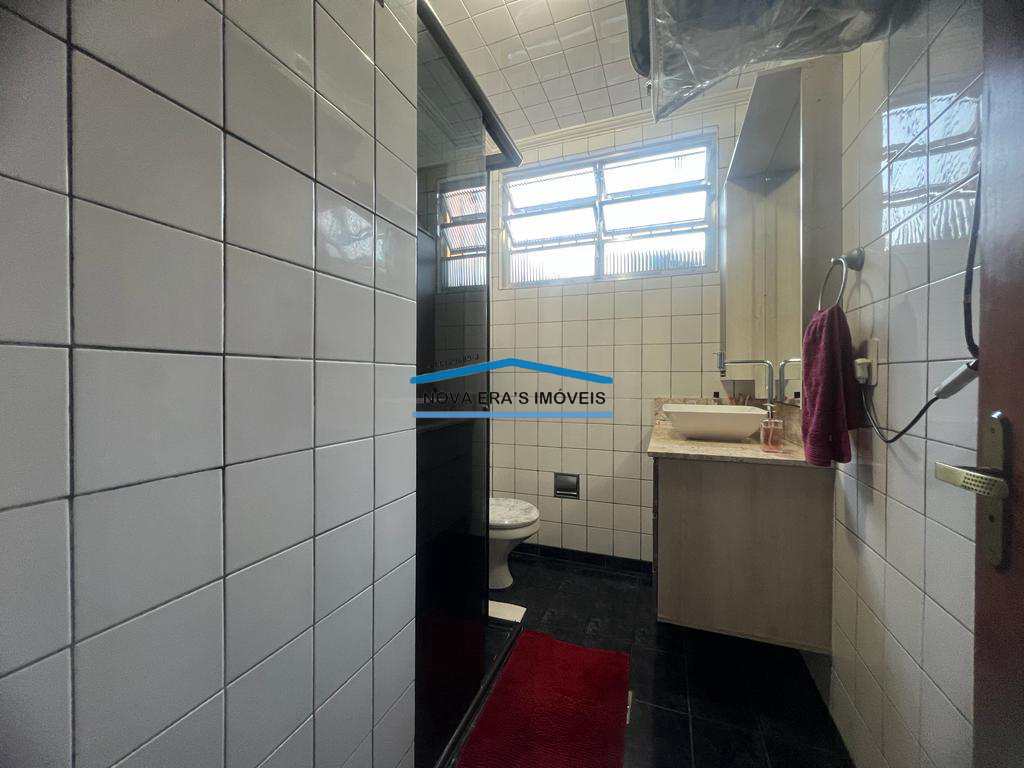Apartamento em São Vicente, no bairro Vila São Jorge