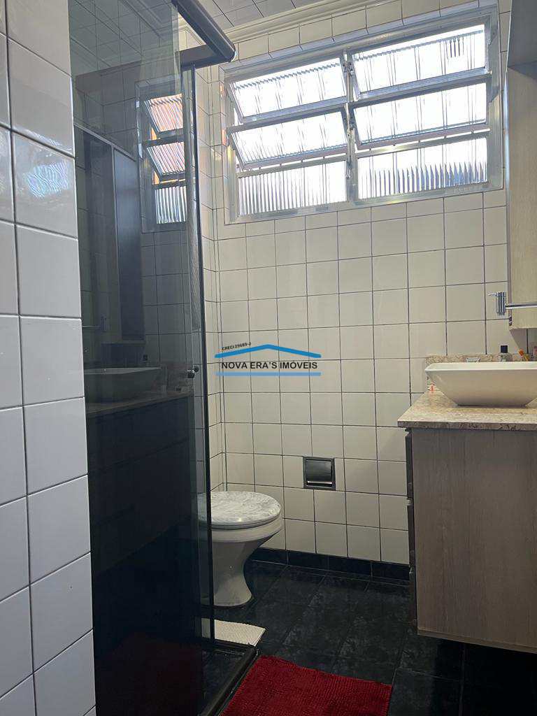 Apartamento em São Vicente, no bairro Vila São Jorge
