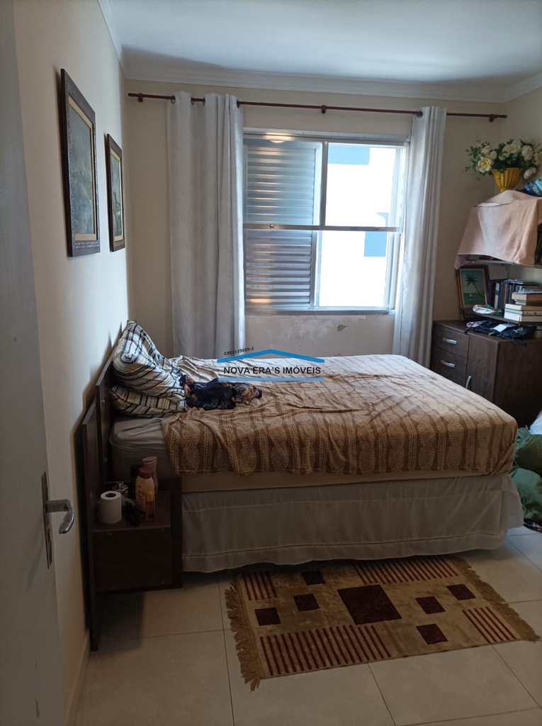 Apartamento em São Vicente, no bairro Itararé