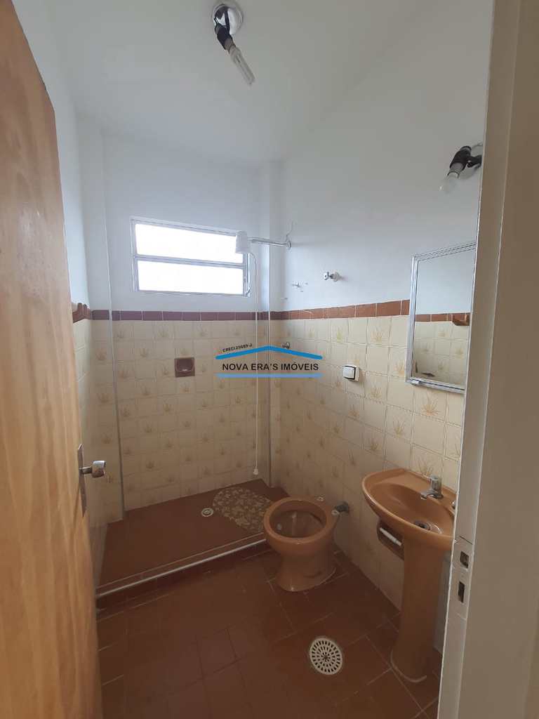 Apartamento em São Vicente, no bairro Vila Valença