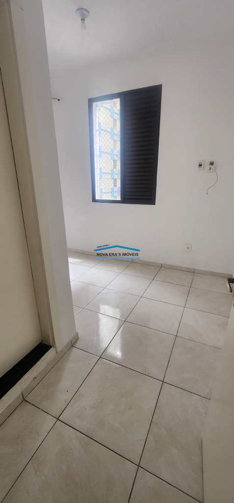 Apartamento em São Vicente, no bairro Itararé