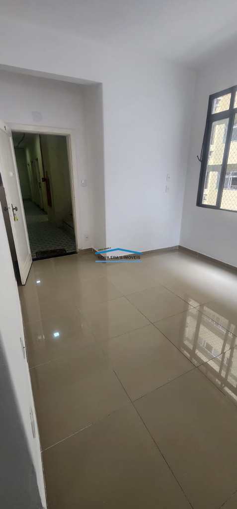 Apartamento em São Vicente, no bairro Itararé