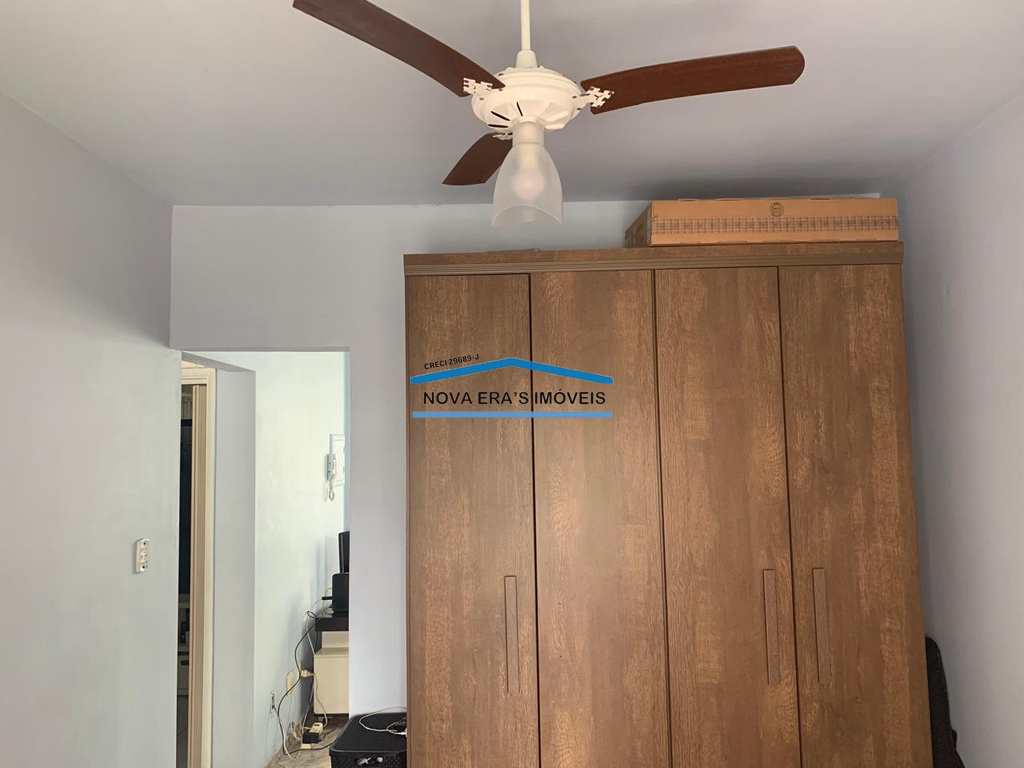 Apartamento em São Vicente, no bairro Itararé