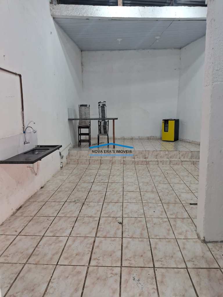 Loja em São Vicente, no bairro Itararé