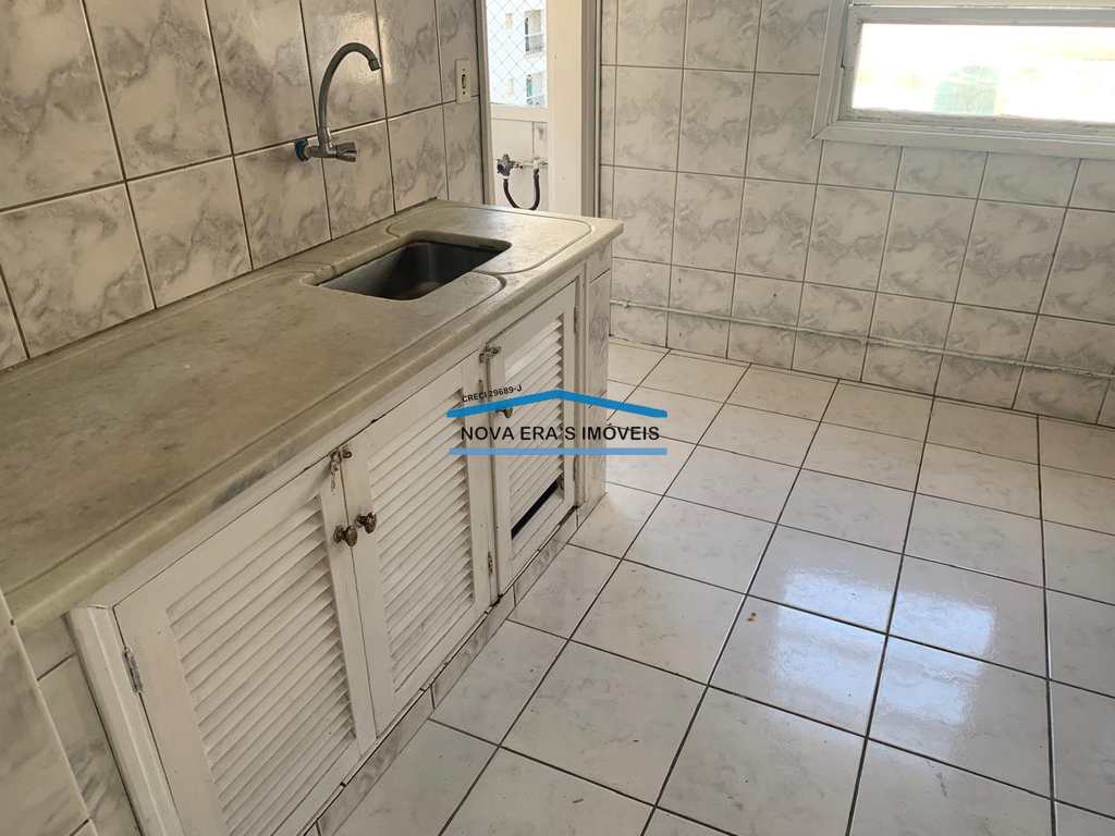 Apartamento em São Vicente, no bairro Itararé