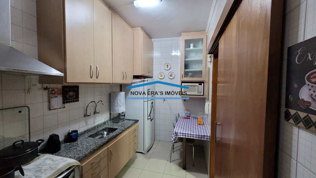Apartamento em São Vicente, no bairro Itararé