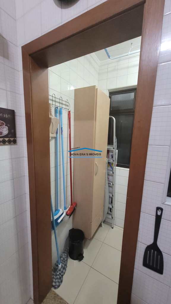 Apartamento em São Vicente, no bairro Itararé