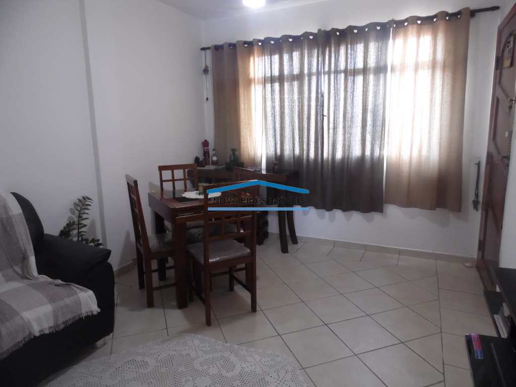 Apartamento em São Vicente, no bairro Itararé