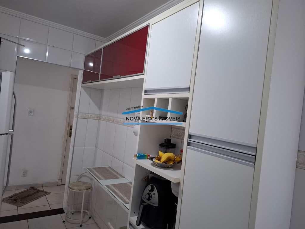 Apartamento em São Vicente, no bairro Itararé