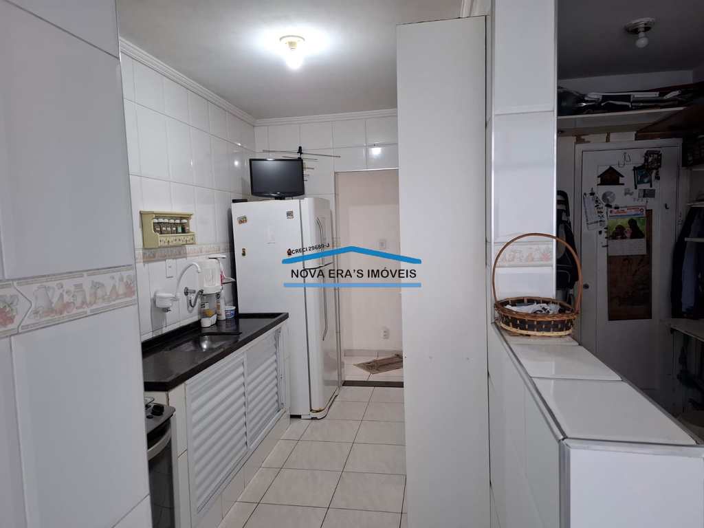 Apartamento em São Vicente, no bairro Itararé
