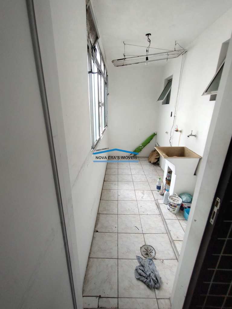 Apartamento em São Vicente, no bairro Itararé