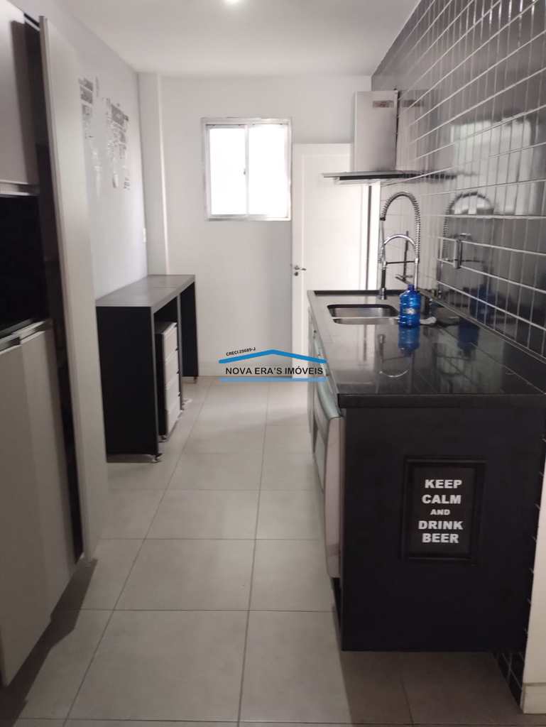 Apartamento em São Vicente, no bairro Itararé