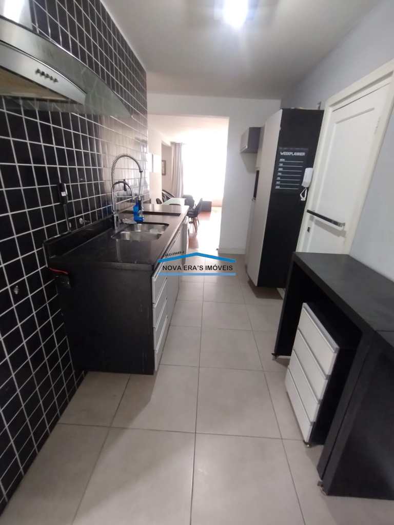 Apartamento em São Vicente, no bairro Itararé