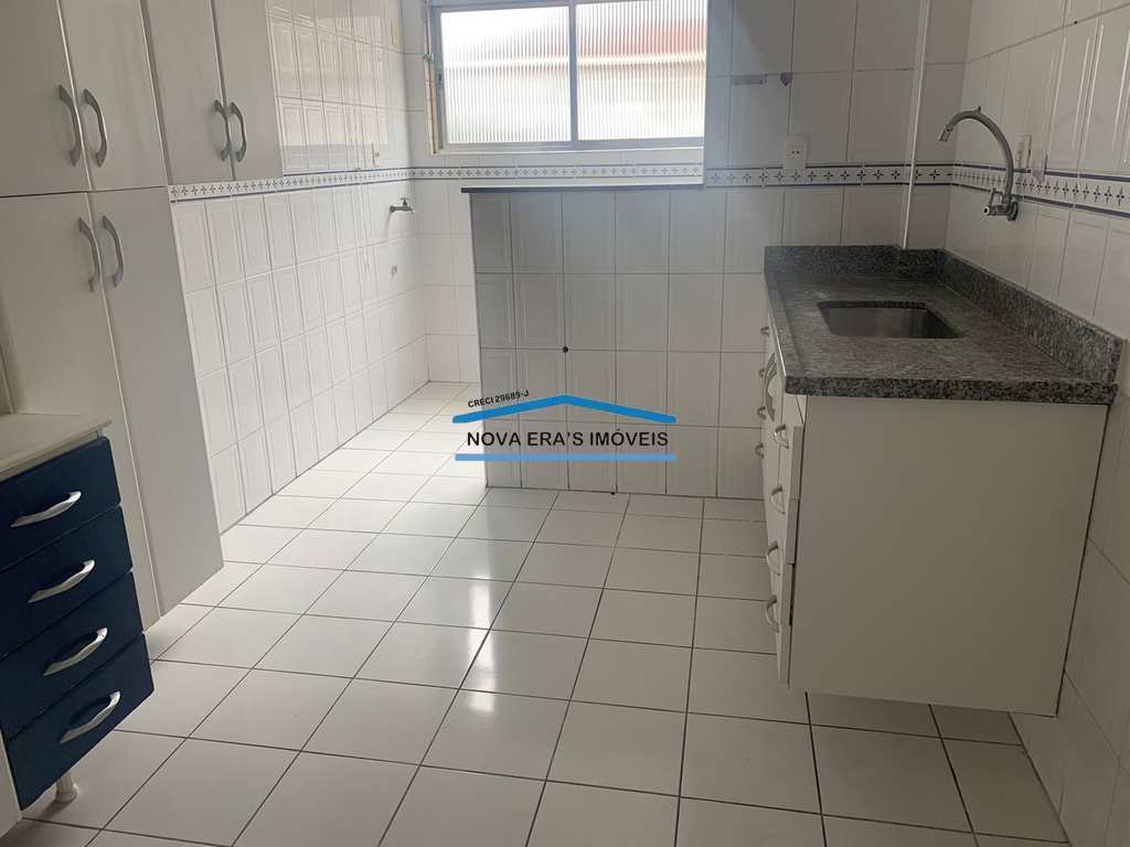 Apartamento em São Vicente, no bairro Itararé