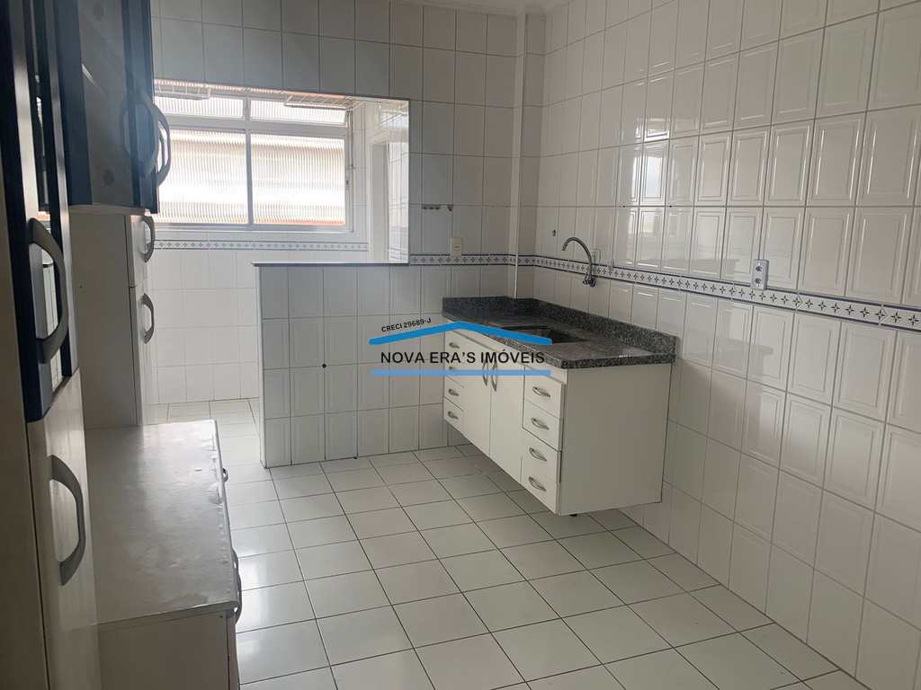 Apartamento em São Vicente, no bairro Itararé