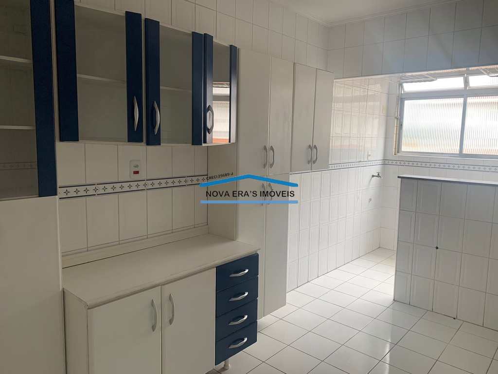 Apartamento em São Vicente, no bairro Itararé