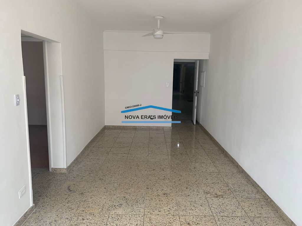 Apartamento em São Vicente, no bairro Itararé