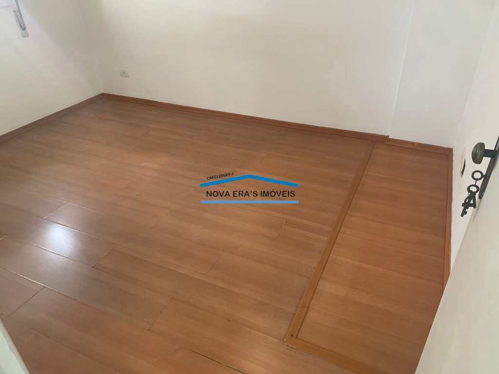 Apartamento em São Vicente, no bairro Itararé