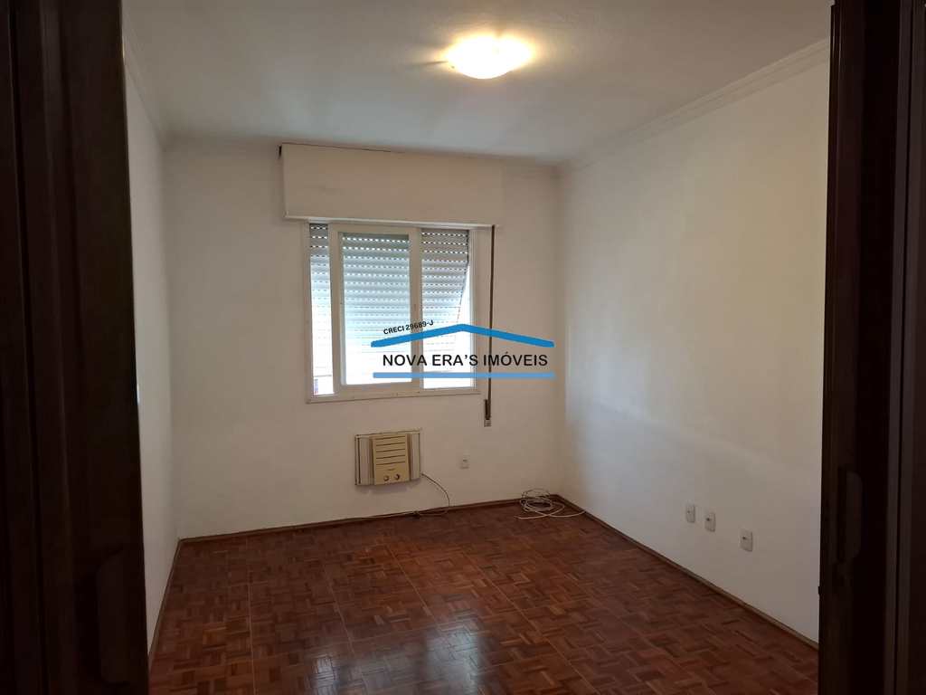 Apartamento em São Vicente, no bairro Itararé