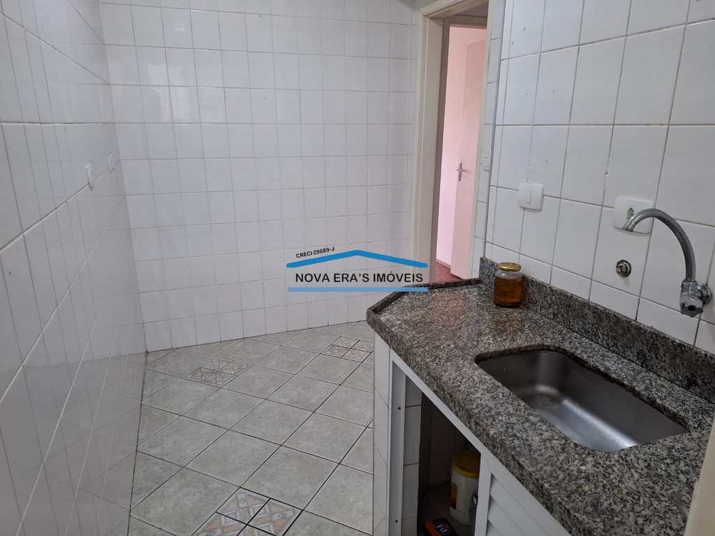 Apartamento em São Vicente, no bairro Itararé