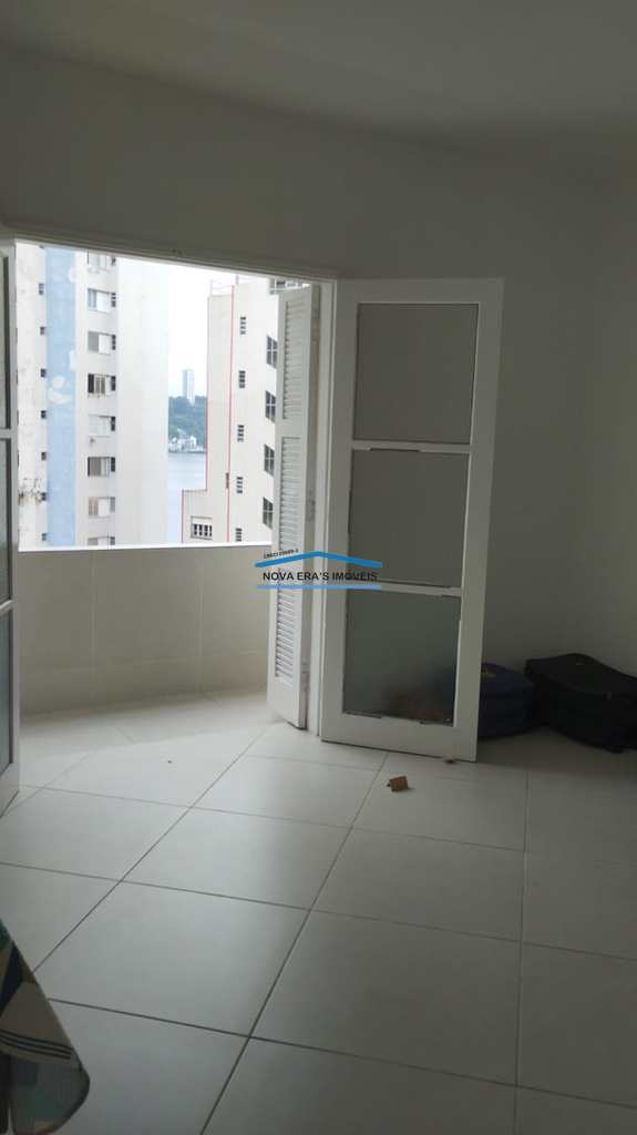Apartamento em São Vicente, no bairro Centro