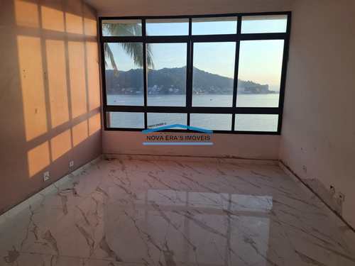 Apartamento, código 666 em São Vicente, bairro Itararé
