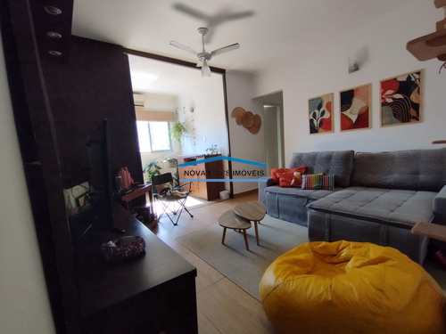 Apartamento, código 671 em São Vicente, bairro Itararé