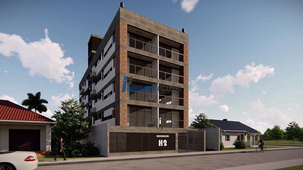 Apartamento em Balneário Piçarras, bairro Centro