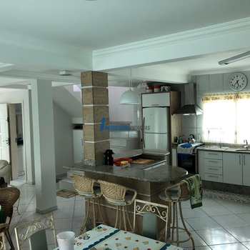 Sobrado em Barra Velha, bairro Itajuba
