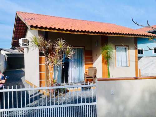 Casa, código 102 em Balneário Piçarras, bairro Nossa Senhora da Paz