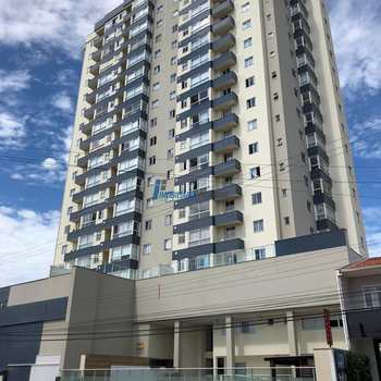 Apartamento em Balneário Piçarras, bairro Itacolomi