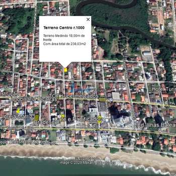Terreno em Balneário Piçarras, bairro Centro