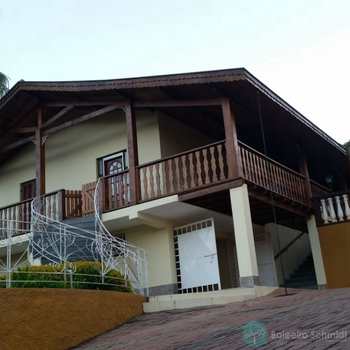 Casa em Santo Antônio do Pinhal, bairro Centro