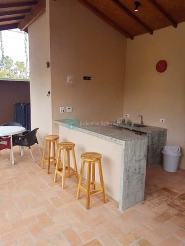 Casa, código 33 em Santo Antônio do Pinhal, bairro Aprox 2 Km do Centro